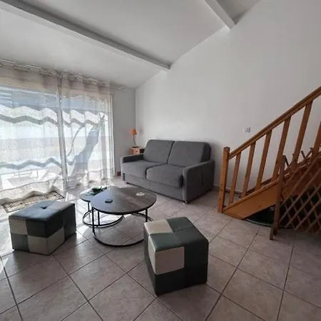 Dependance De Maison شقة *
